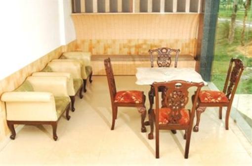 фото отеля Hotel Yashoda International