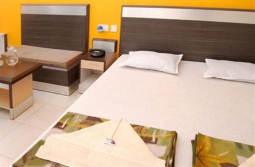 фото отеля Hotel Yashoda International