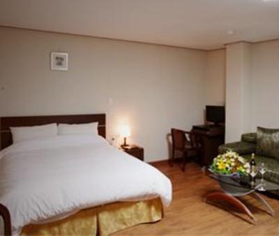фото отеля Yes Hotel