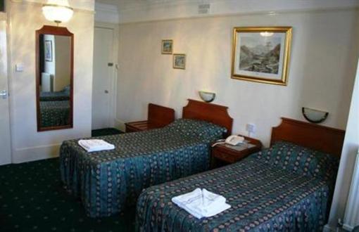 фото отеля Courtlands Hotel