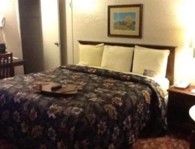 фото отеля Knights Inn Laura Lodge Pecos