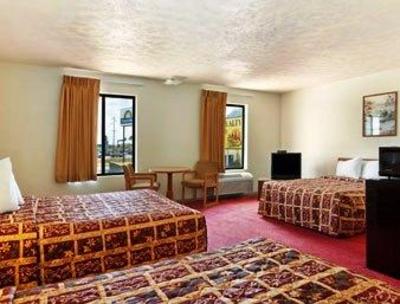 фото отеля Days Inn Warrensburg