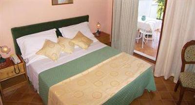 фото отеля Villa Fiorita Hotel Sorrento