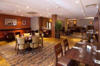фото отеля Premier Inn Manchester West Trafford