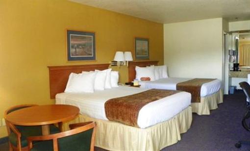 фото отеля BEST WESTERN Sawmill Inn