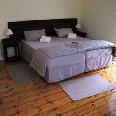 фото отеля The Crescent Guesthouse Durban