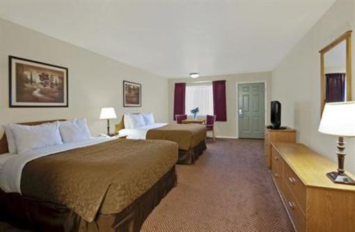 фото отеля Best Western Country Inn Fortuna