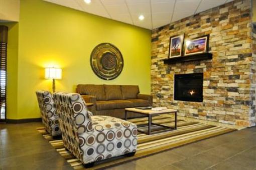 фото отеля BEST WESTERN Plus Night Watchman Inn & Suites