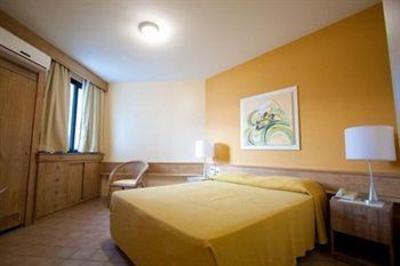 фото отеля Ingleses Praia Hotel