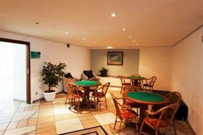 фото отеля Ingleses Praia Hotel