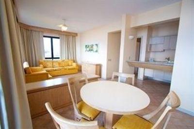 фото отеля Ingleses Praia Hotel