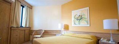 фото отеля Ingleses Praia Hotel