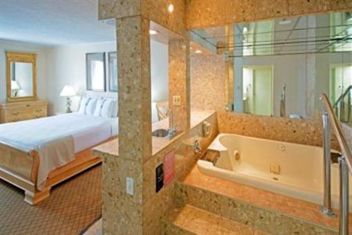 фото отеля Holiday Inn Carteret - Rahway