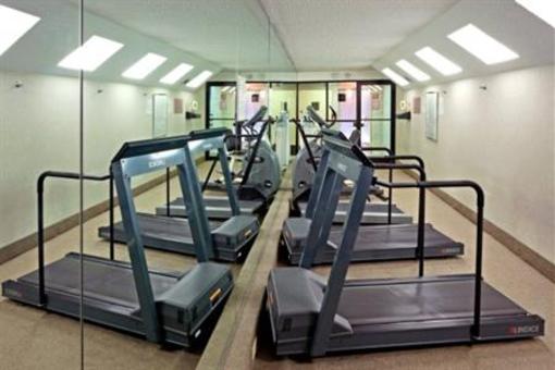 фото отеля Holiday Inn Carteret - Rahway