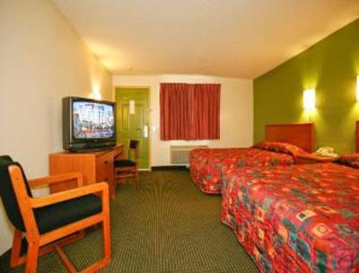 фото отеля Knights Inn South San Diego