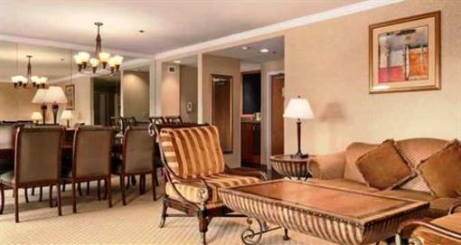 фото отеля Hilton Newark Fremont
