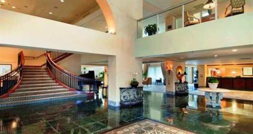фото отеля Hilton Newark Fremont