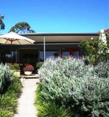 фото отеля Dolphin Sands Bed & Breakfast Huskisson