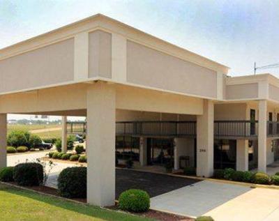 фото отеля Quality Inn Batesville (Mississippi)