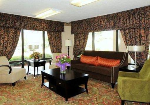 фото отеля Quality Inn Batesville (Mississippi)