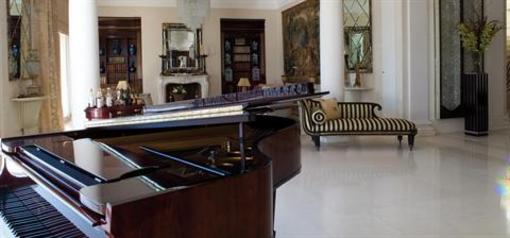 фото отеля Cap Estel Hotel