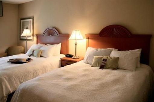 фото отеля Hampton Inn Heath-Newark