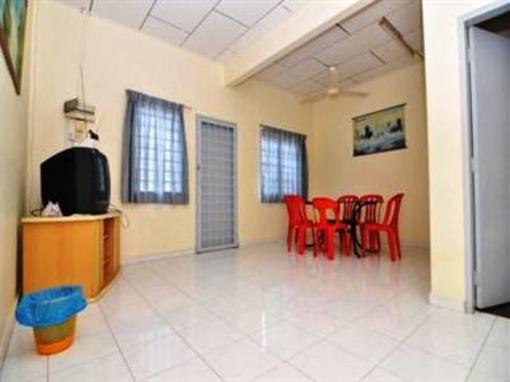 фото отеля Kota Lodge Townhouse