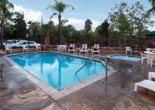 фото отеля Comfort Inn Irvine Spectrum