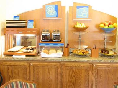 фото отеля Guesthouse Inn Poulsbo
