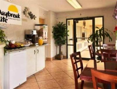 фото отеля Days Inn Chesapeake Portsmouth