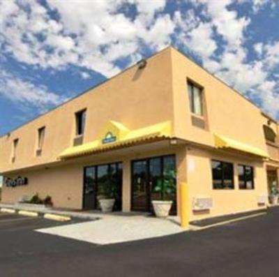 фото отеля Days Inn Chesapeake Portsmouth