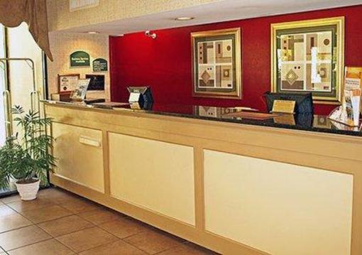 фото отеля Clarion Inn Columbia-Airport