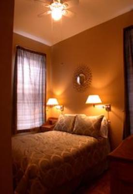 фото отеля Wicker Park Inn