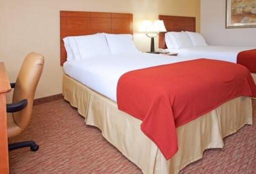 фото отеля Holiday Inn Express Raleigh-Durham Airport