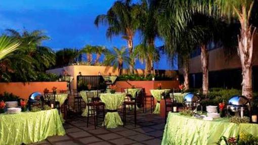 фото отеля DoubleTree by Hilton Orlando Downtown
