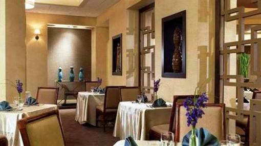 фото отеля DoubleTree by Hilton Orlando Downtown