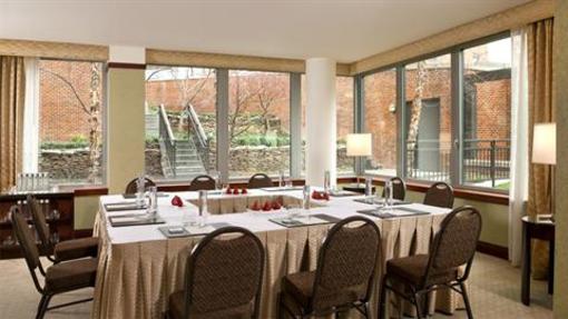 фото отеля The Ritz-Carlton Georgetown