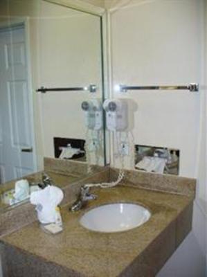 фото отеля Comfort Inn - Los Angeles West Sunset Blvd.