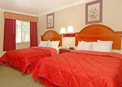 фото отеля Comfort Inn - Los Angeles West Sunset Blvd.