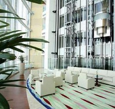 фото отеля Oasis Beach Tower Apartments