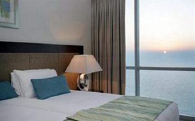 фото отеля Oasis Beach Tower Apartments