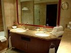 фото отеля Oasis Beach Tower Apartments