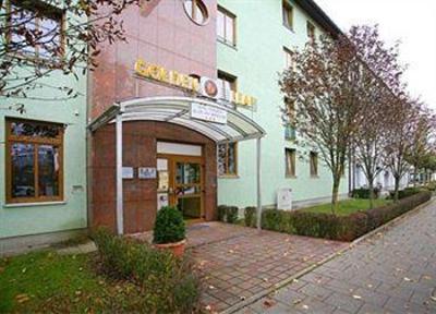 фото отеля Golden Leaf Hotel Perlach Allee Hof