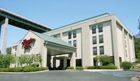 фото отеля Hampton Inn Clarks Summit