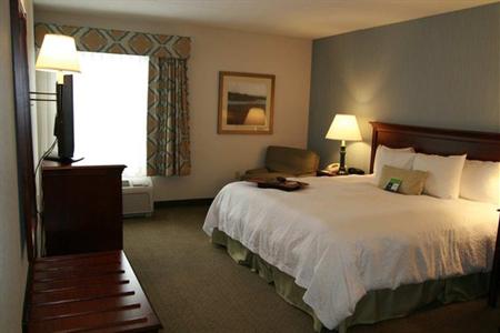 фото отеля Hampton Inn Clarks Summit