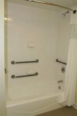 фото отеля Hampton Inn Clarks Summit
