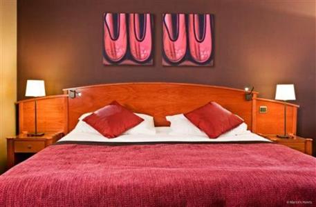 фото отеля Chateau Du Lac Hotel