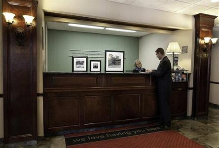 фото отеля Hampton Inn Carlstadt-At The Meadowlands