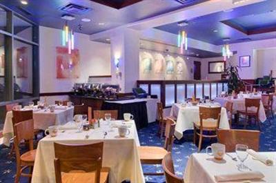 фото отеля Hilton Suites Chicago/Magnificent Mile