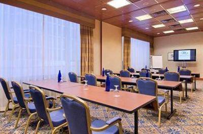фото отеля Hilton Suites Chicago/Magnificent Mile